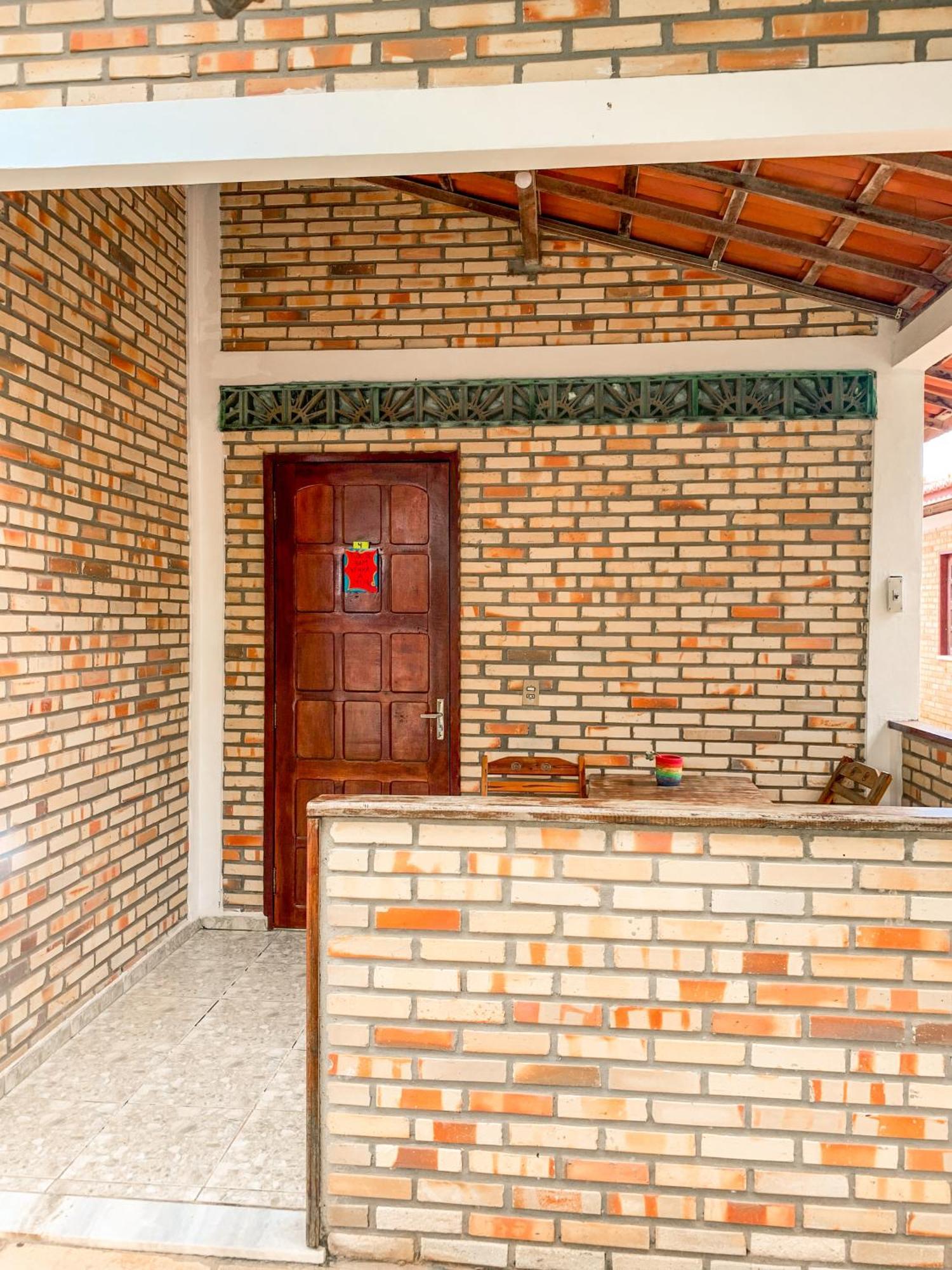 賓館 La Goduria Canoa Quebrada